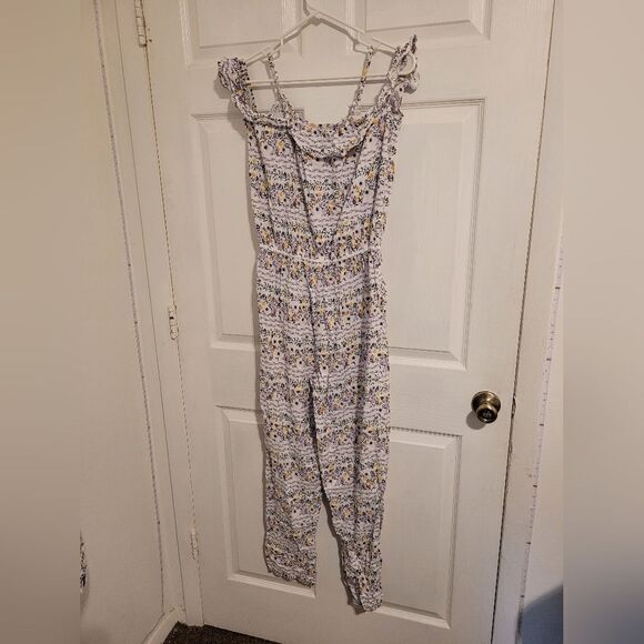 Old Navy purple floral jumpsuit - Picture 2 of 5